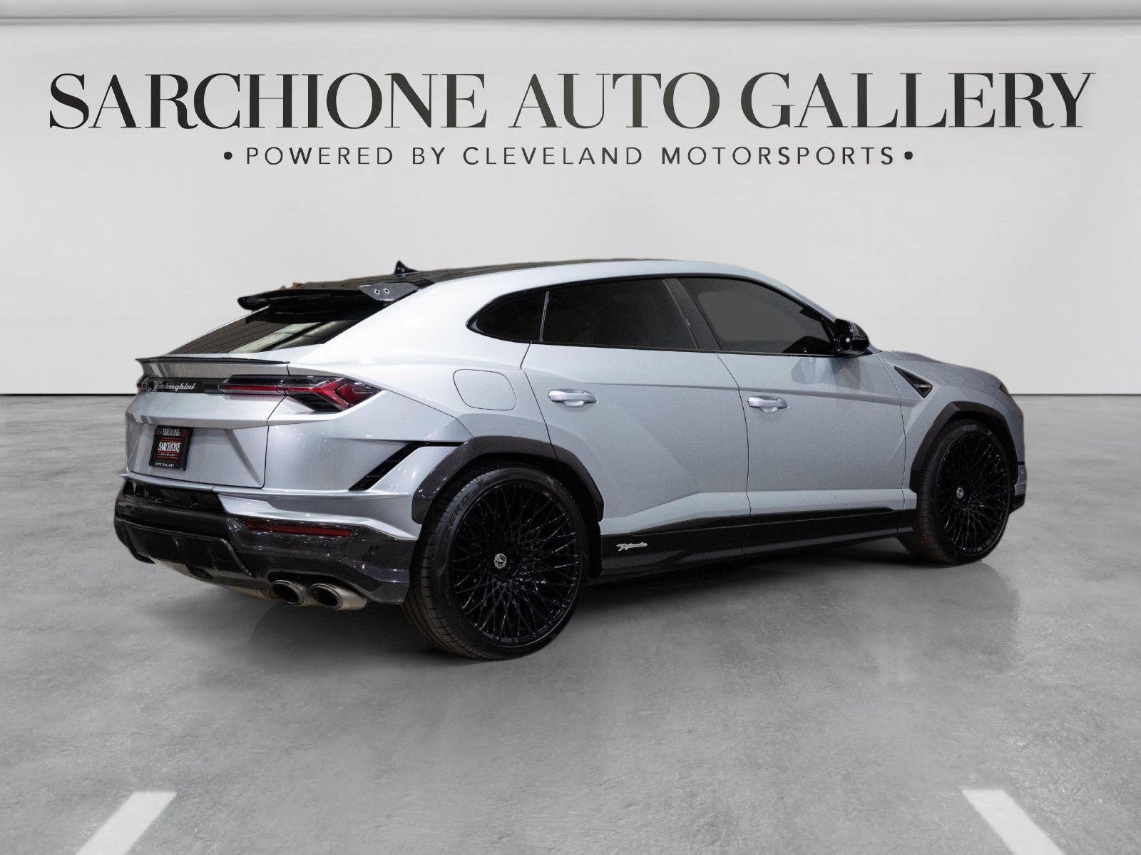 Used 2023 Lamborghini Urus Performante AWD/4WD image 2