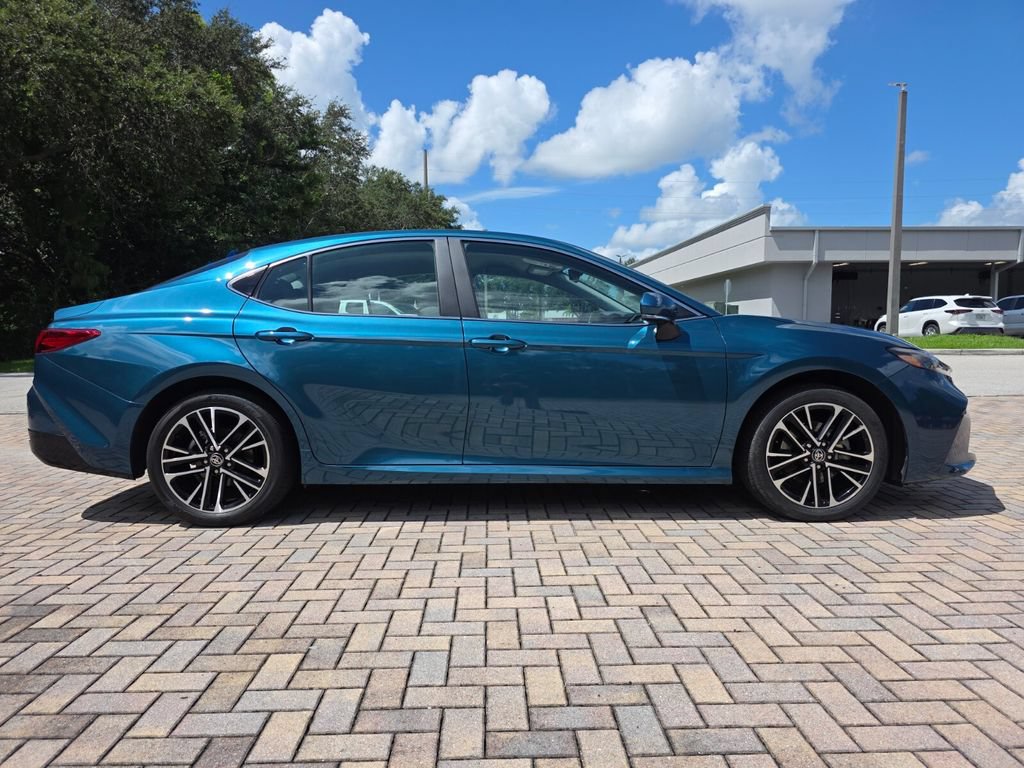 Used 2026 Toyota Camry XLE AWD/4WD image 12