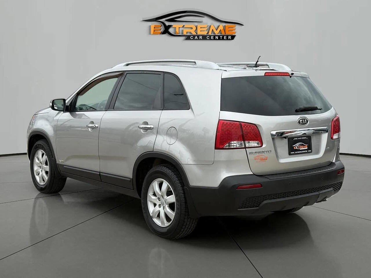 Used 2013 Kia Sorento LX w/ Convenience Pkg image 4