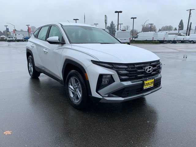 New 2026 Hyundai Tucson SE image 8