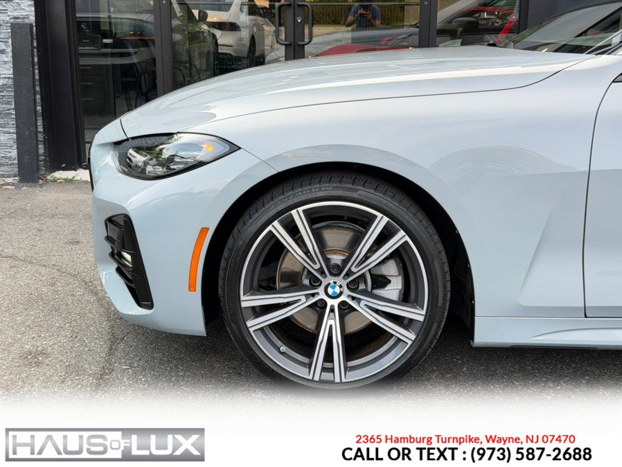 Used 2022 BMW 430i xDrive Coupe w/ M Sport Package AWD/4WD image 9