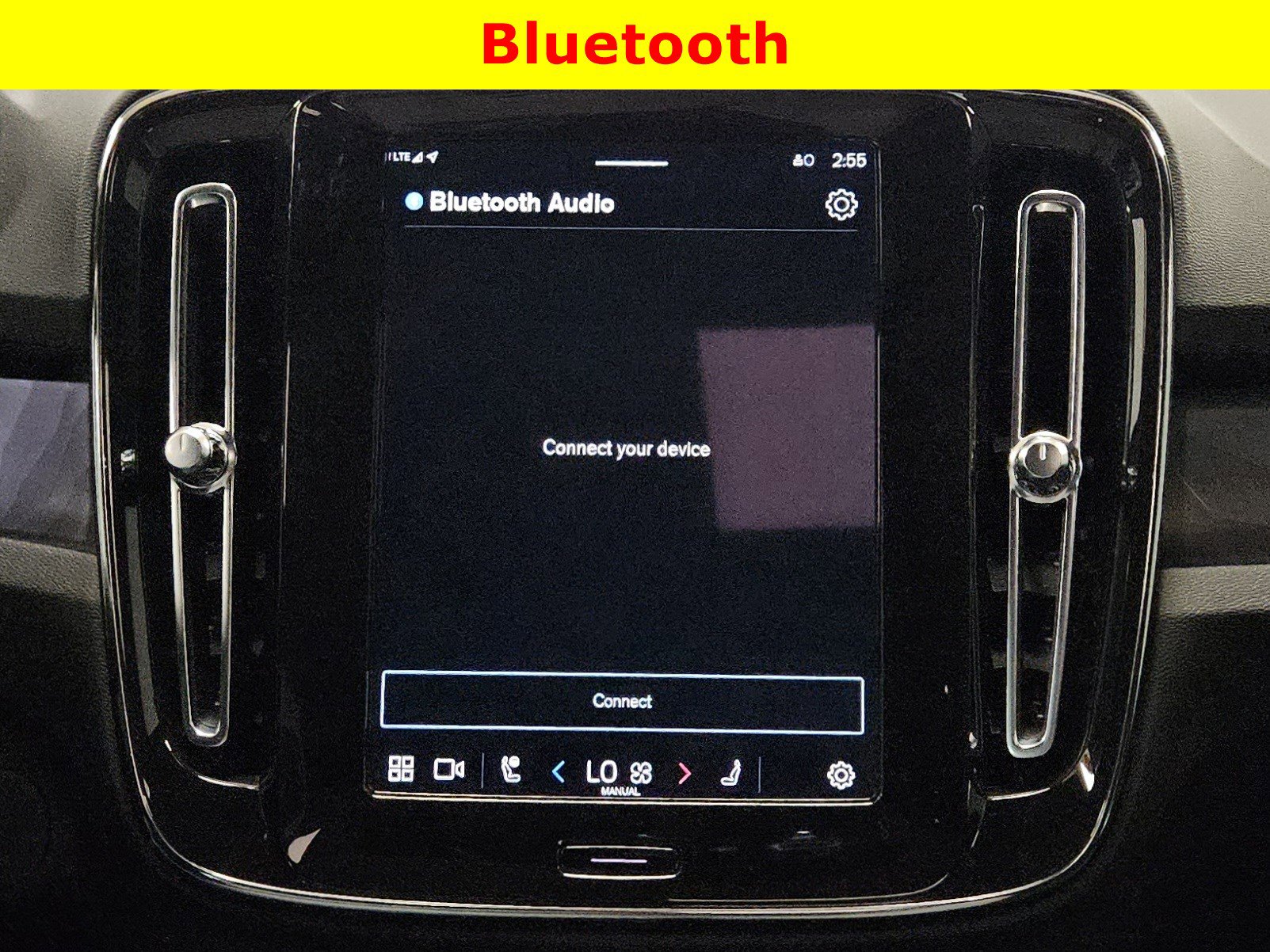 Used 2023 Volvo C40 P8 Recharge Ultimate image 20