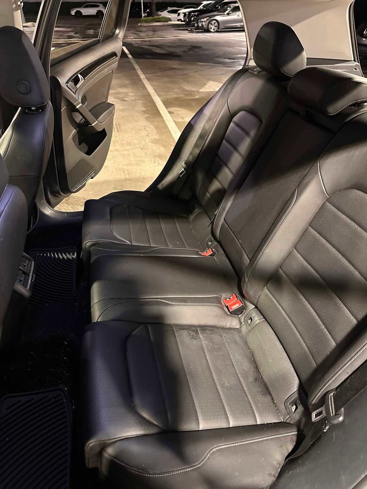 Used 2017 Volkswagen Golf SEL image 13