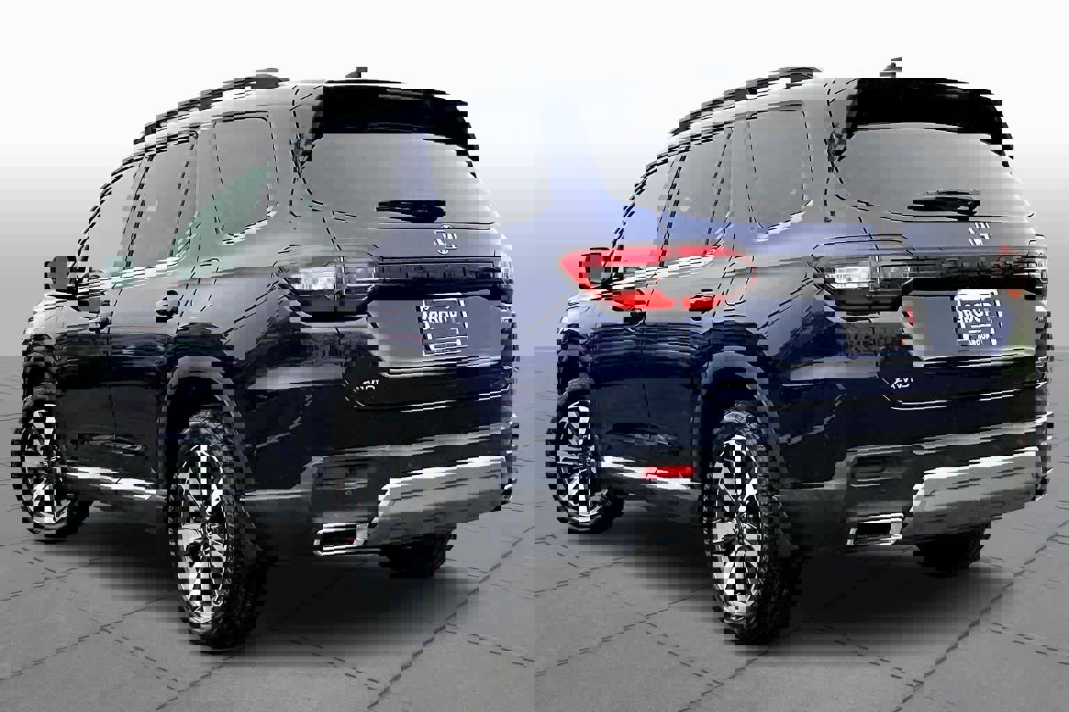 Used 2023 Honda Pilot Touring image 12