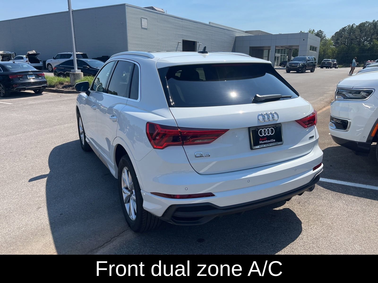 Used 2025 Audi Q3 2.0T Premium w/ Convenience Package image 8