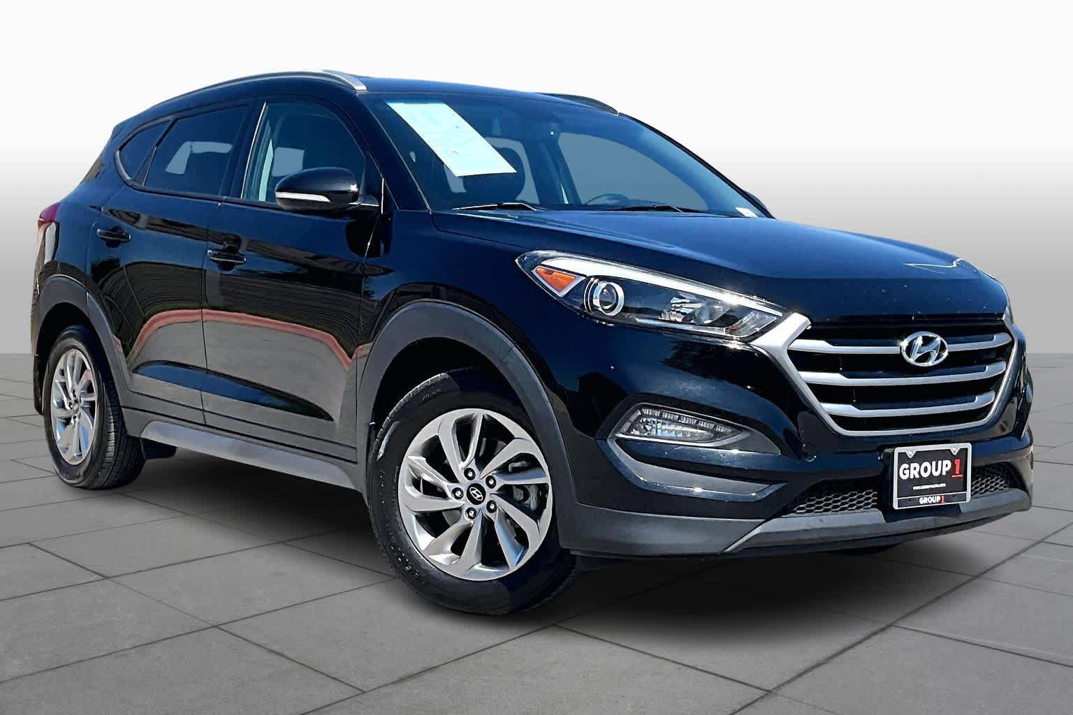 Used 2017 Hyundai Tucson SE Plus image 3