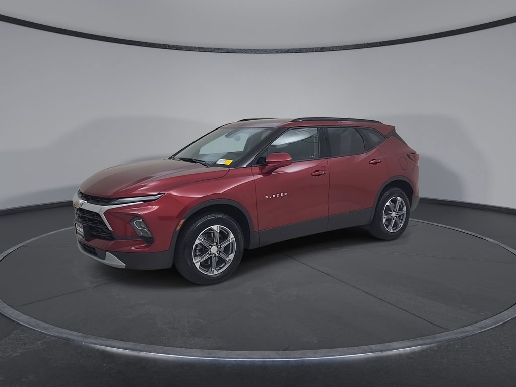 Used 2025 Chevrolet Blazer LT w/ Convenience Package AWD/4WD image 7