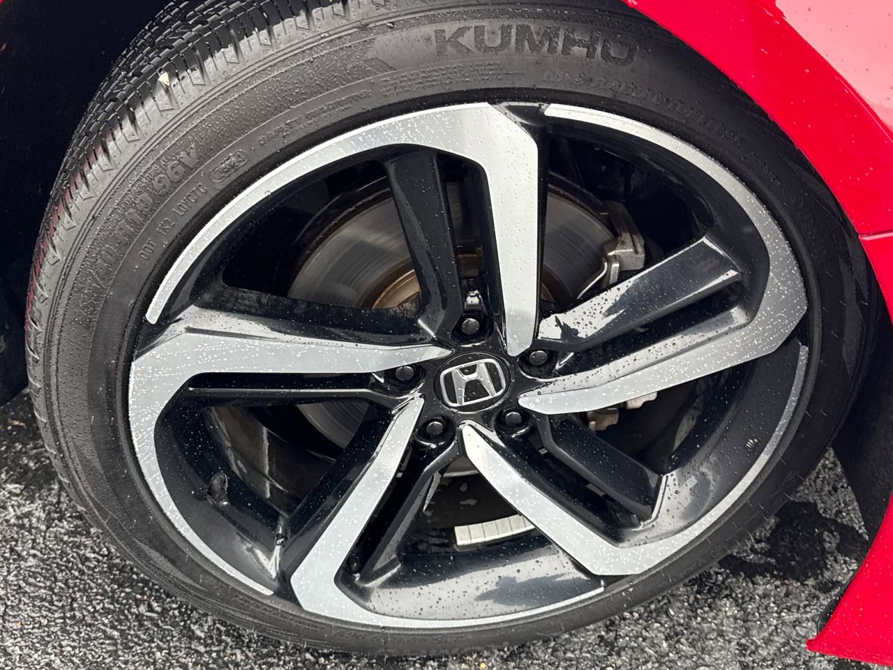 Used 2018 Honda Accord Sport image 9