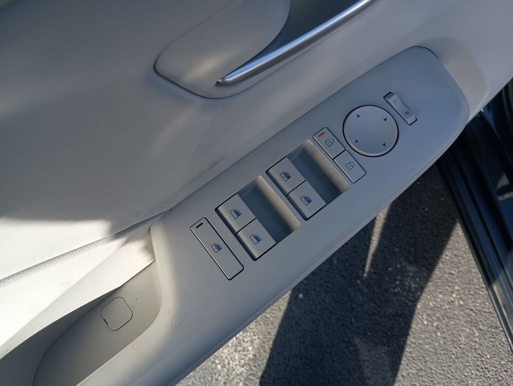 New 2026 Hyundai Kona Limited image 19