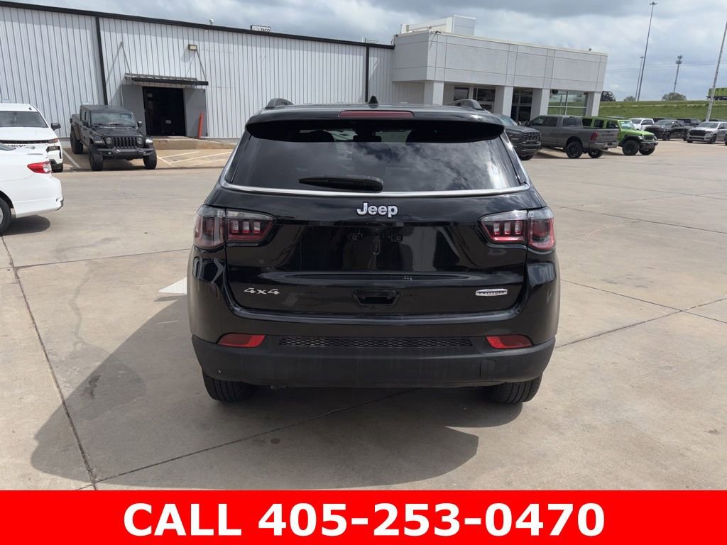Used 2024 Jeep Compass Latitude AWD/4WD image 4