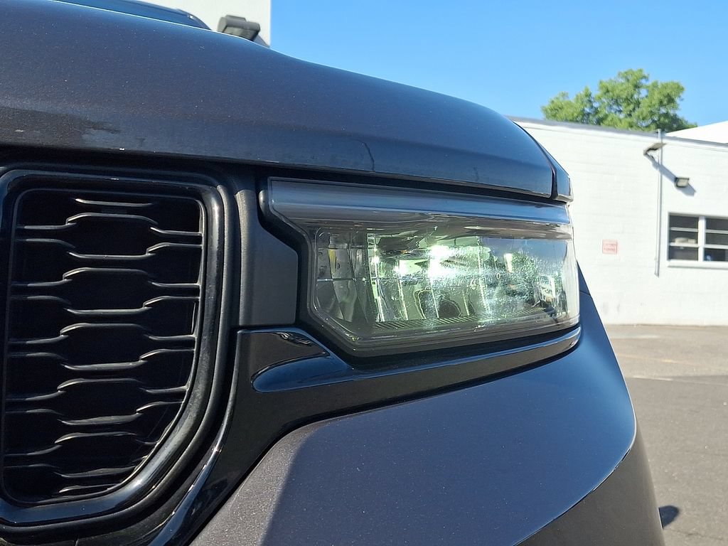 Certified 2023 Jeep Grand Cherokee Altitude AWD/4WD image 9