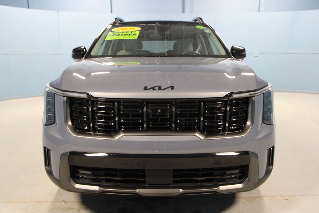Used 2025 Kia Sorento SX image 28