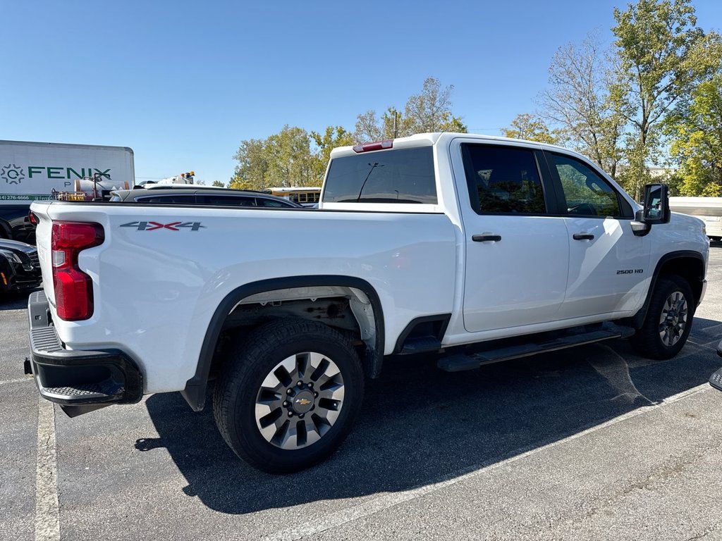 Used 2022 Chevrolet Silverado 2500 Custom w/ Custom Value Package AWD/4WD image 5