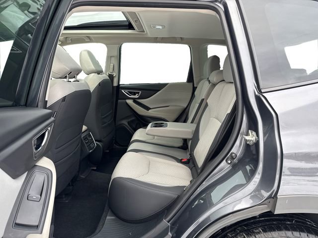 Used 2022 Subaru Forester Premium image 11