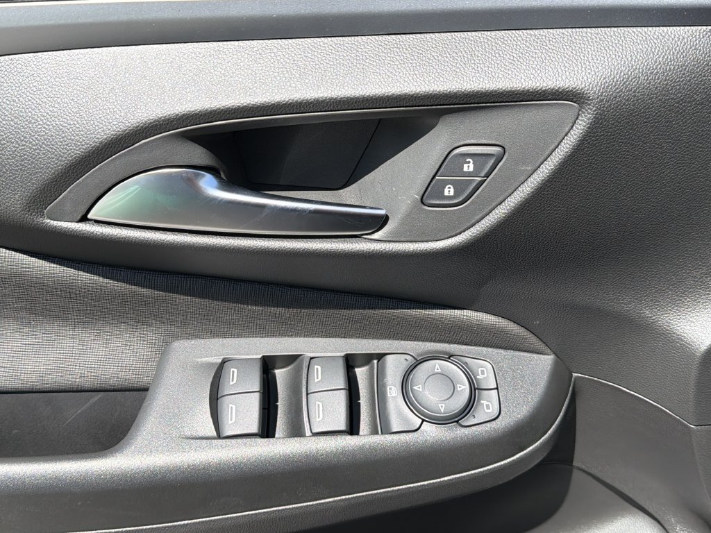 New 2026 Buick Envista Sport Touring w/ Convenience I Package FWD image 21