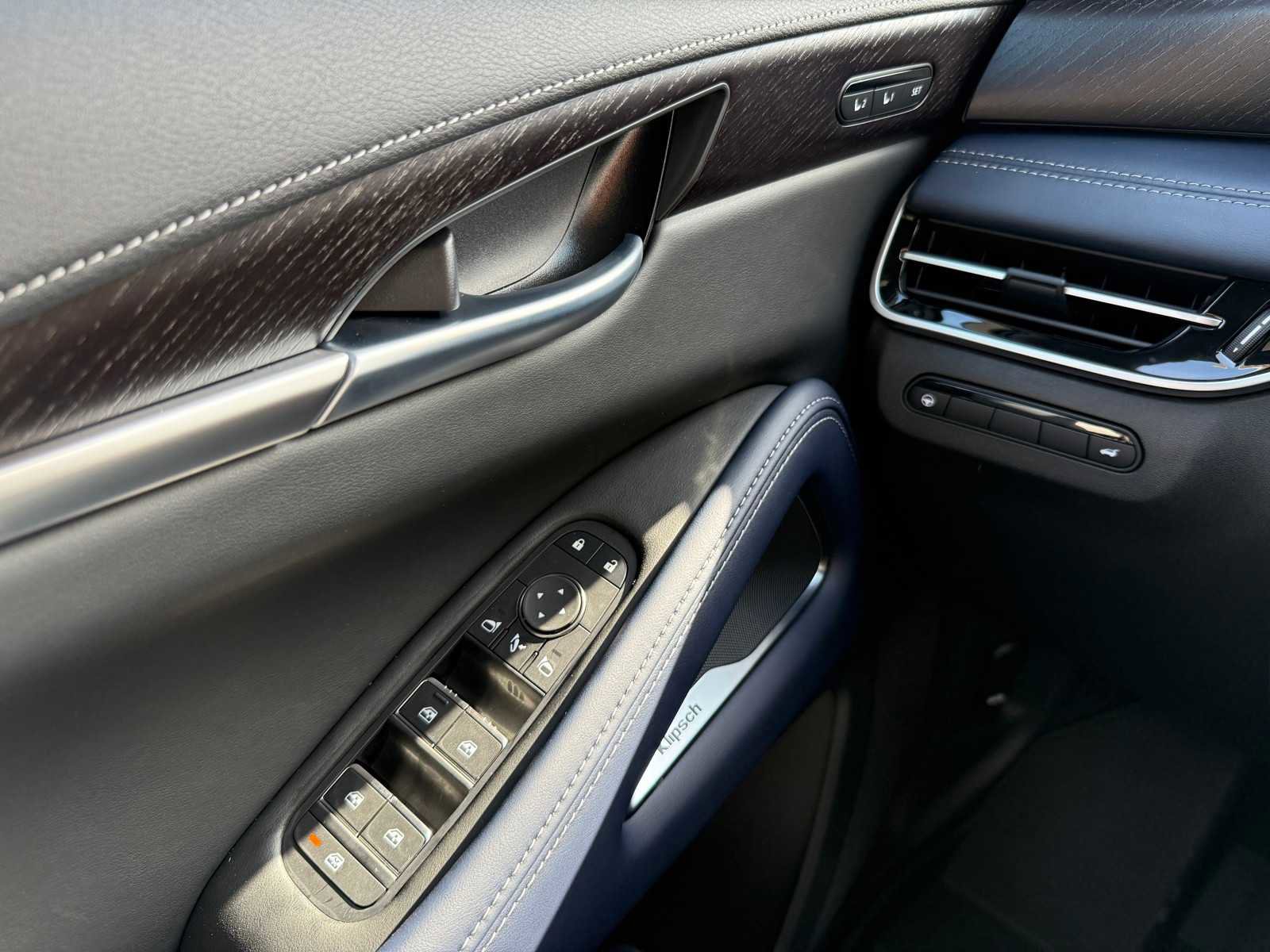 New 2026 INFINITI QX60 Luxe w/ Dark Cargo Package image 21