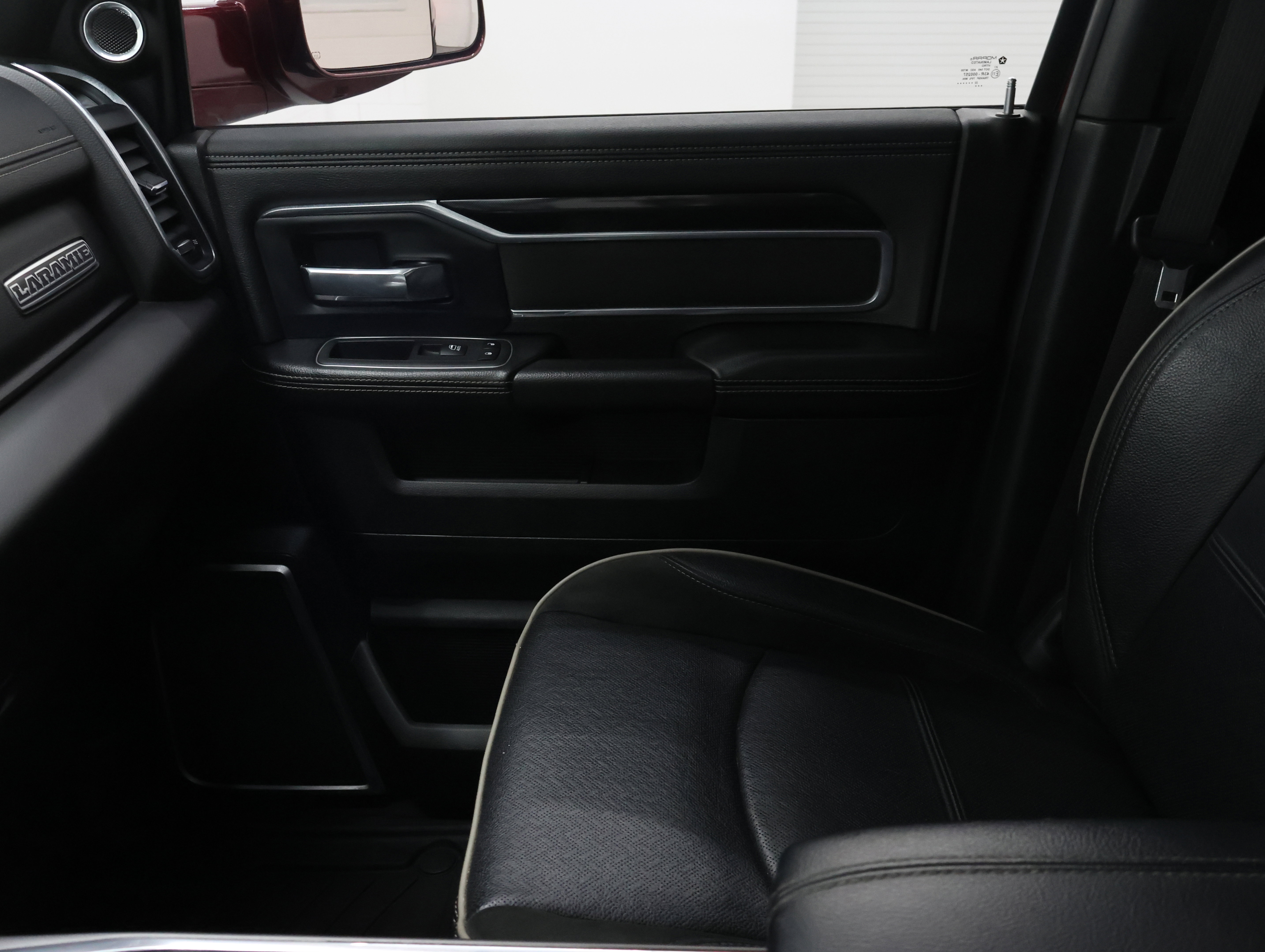 Used 2022 RAM 3500 Laramie image 13