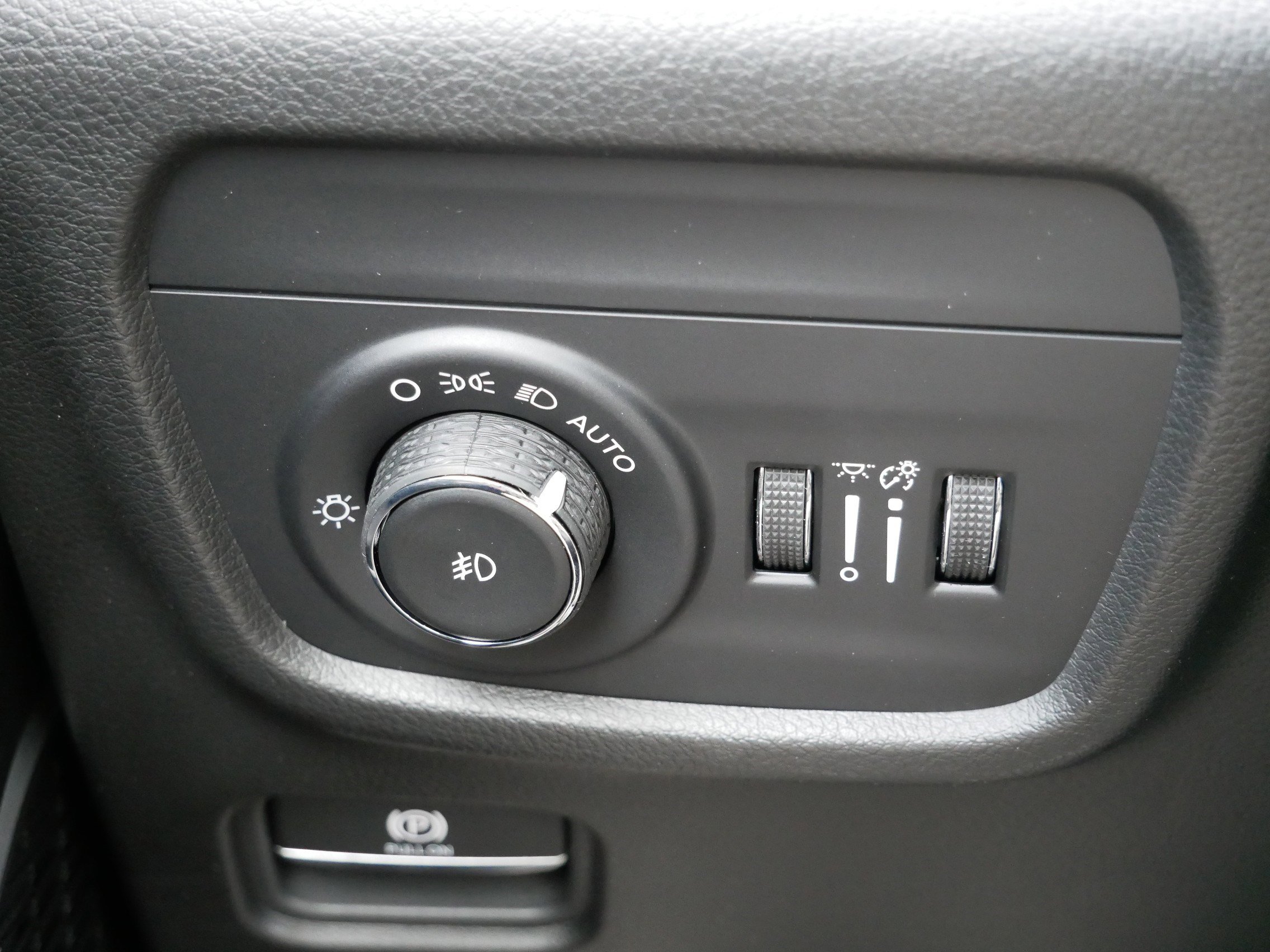 New 2026 Jeep Grand Cherokee Limited image 17