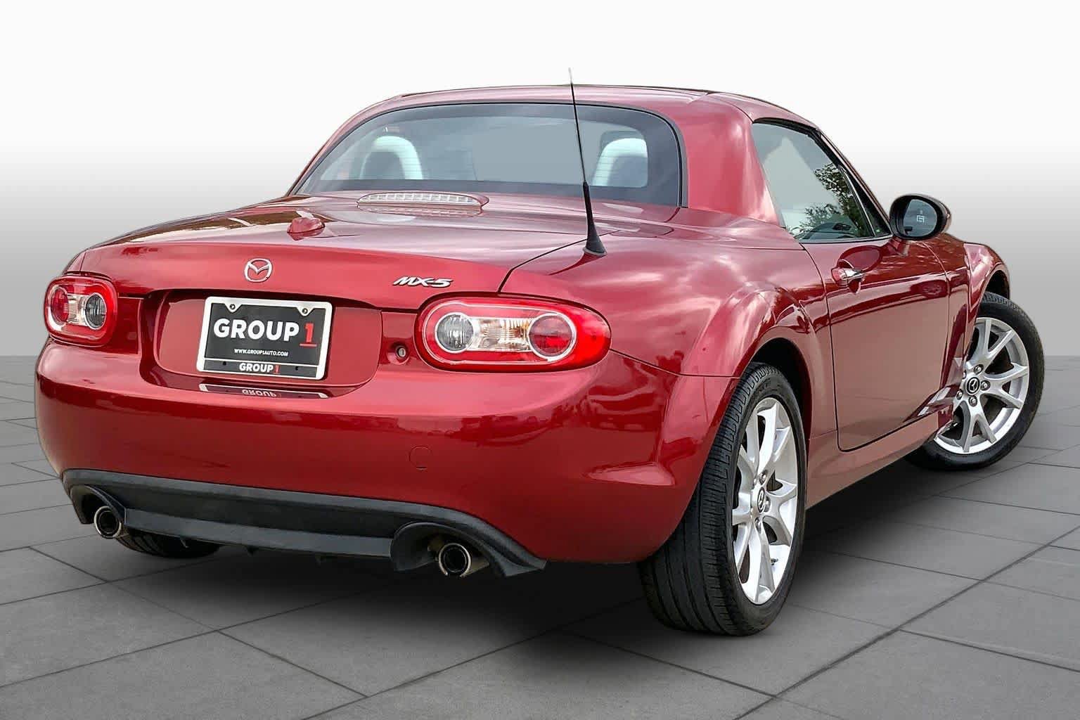 Used 2015 MAZDA MX-5 Miata Grand Touring w/ Premium Package RWD image 13