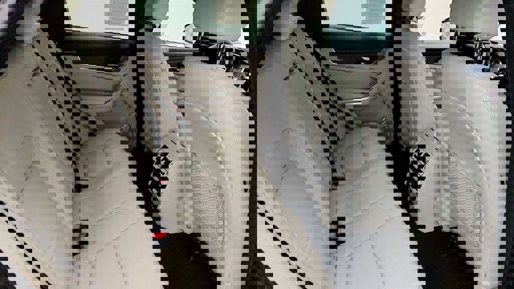 Used 2021 Jaguar F-PACE S image 22