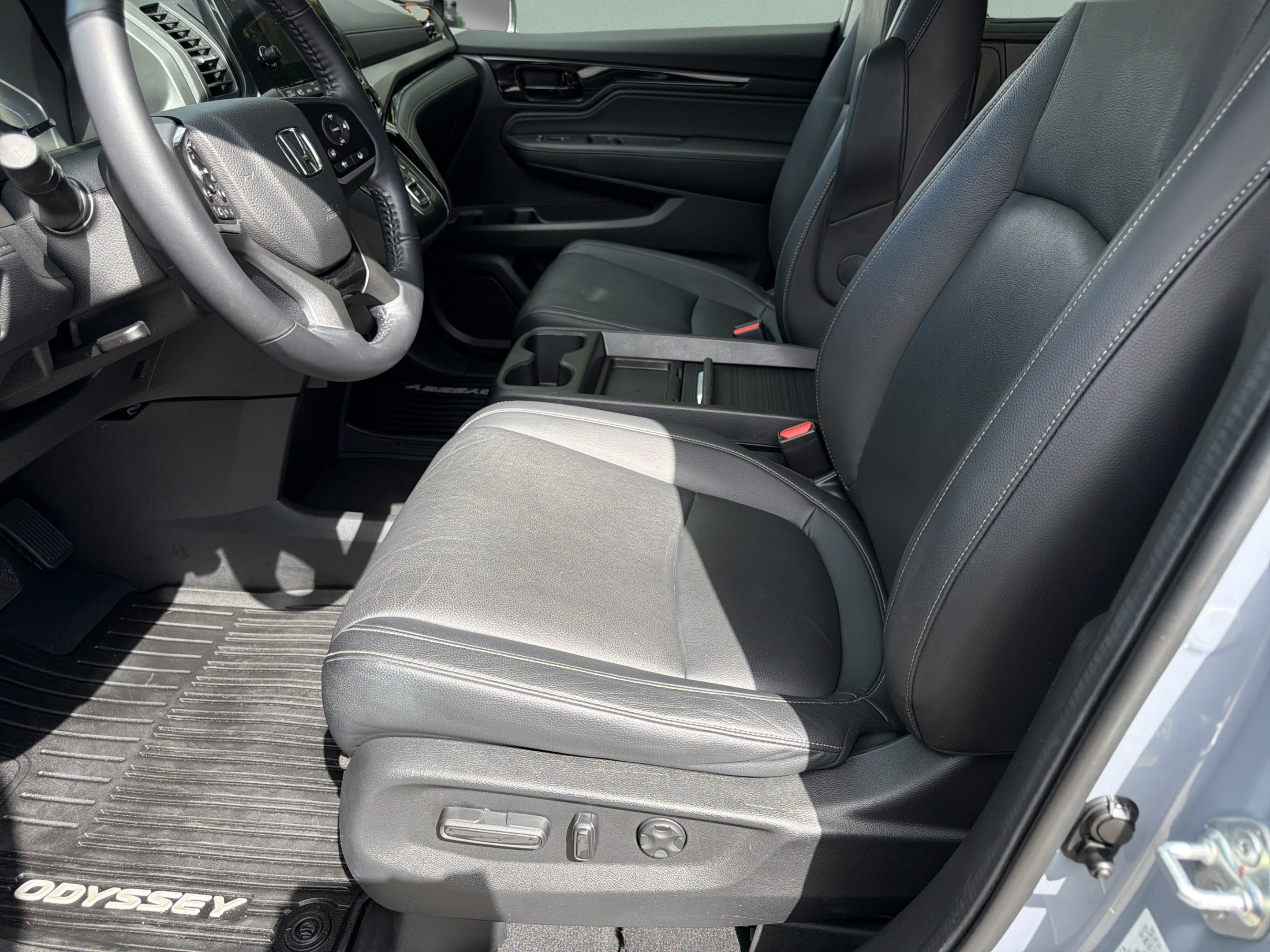 Used 2024 Honda Odyssey Touring image 29
