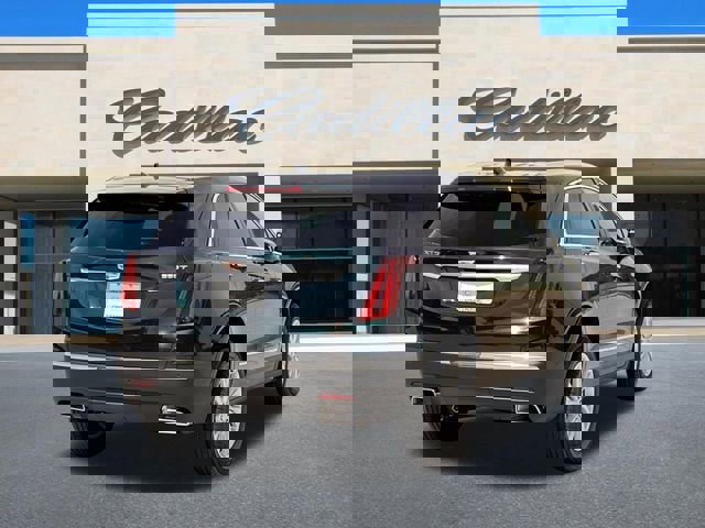 New 2026 Cadillac XT5 Luxury image 3