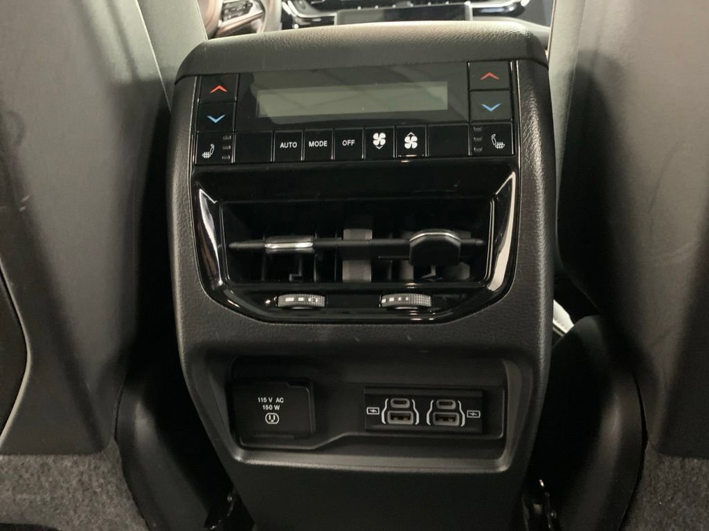 Certified 2023 Jeep Grand Cherokee Summit w/ Advanced Protech Group IV AWD/4WD image 13