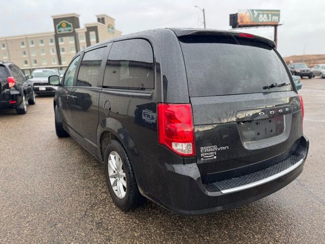 Used 2020 Dodge Grand Caravan SE image 14