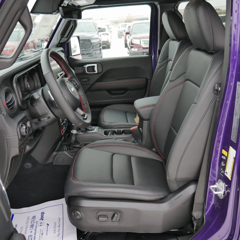 New 2026 Jeep Wrangler Unlimited Rubicon 392 image 32