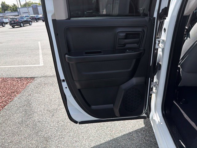 Used 2018 RAM 1500 Express w/ Express Value Package AWD/4WD image 14