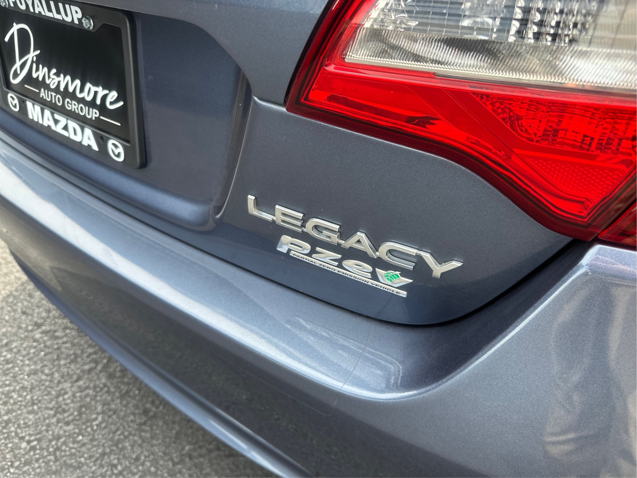 Used 2017 Subaru Legacy 2.5i Premium AWD/4WD image 26
