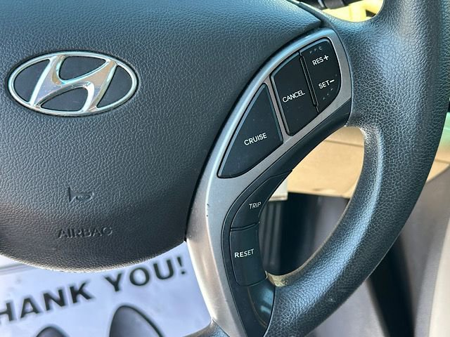 Used 2013 Hyundai Elantra GLS w/ Preferred Pkg FWD image 22