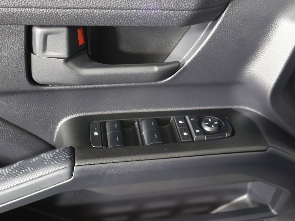 Used 2025 Toyota 4Runner SR5 image 31