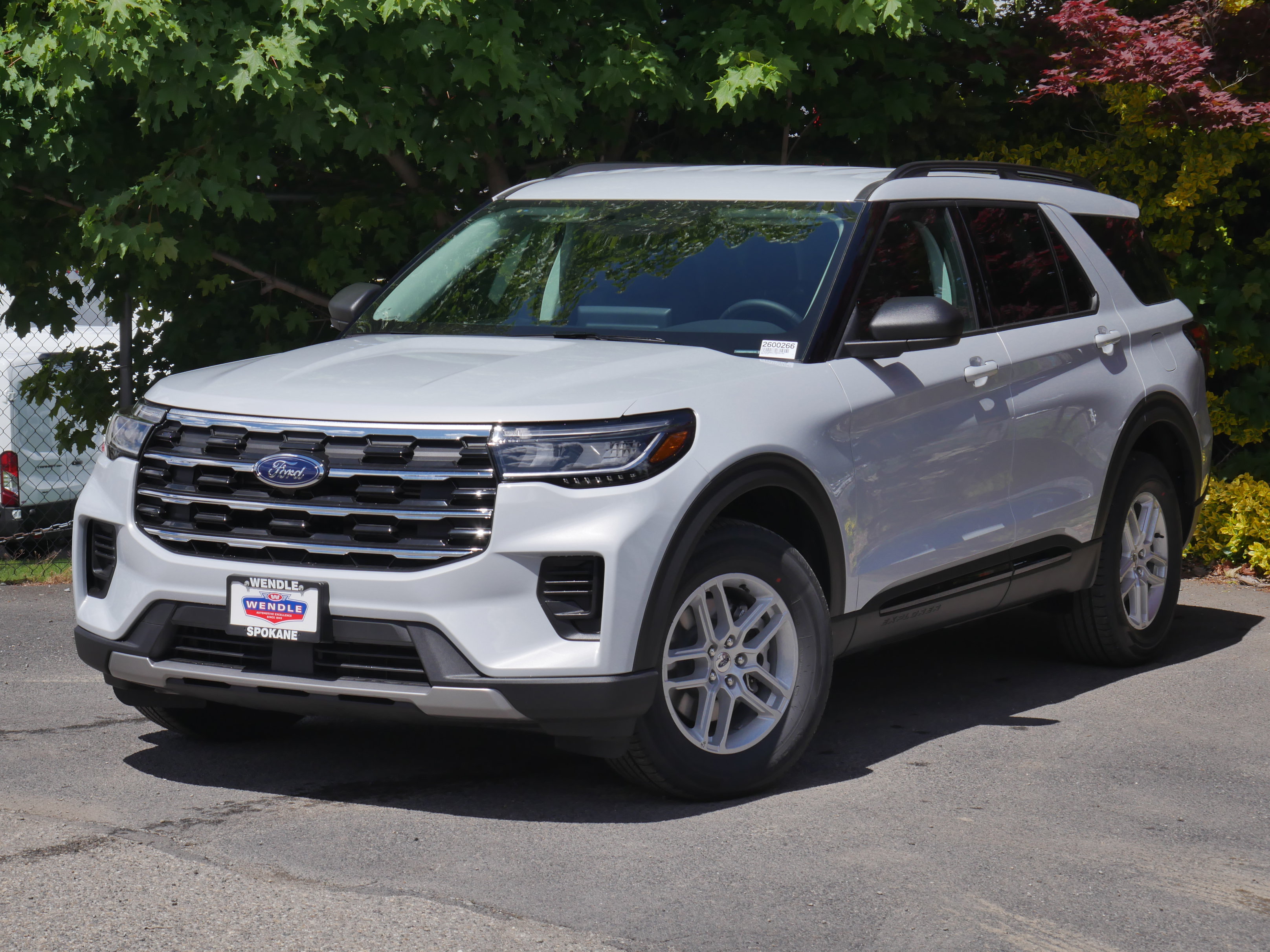 New 2026 Ford Explorer Active AWD/4WD image 2