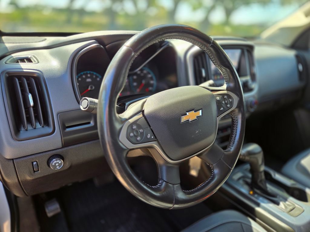 Used 2020 Chevrolet Colorado Z71 image 13