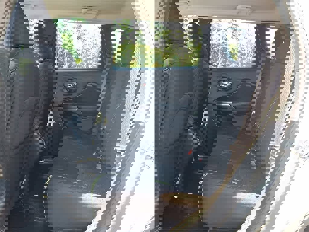 Used 2020 Jeep Cherokee Latitude image 26