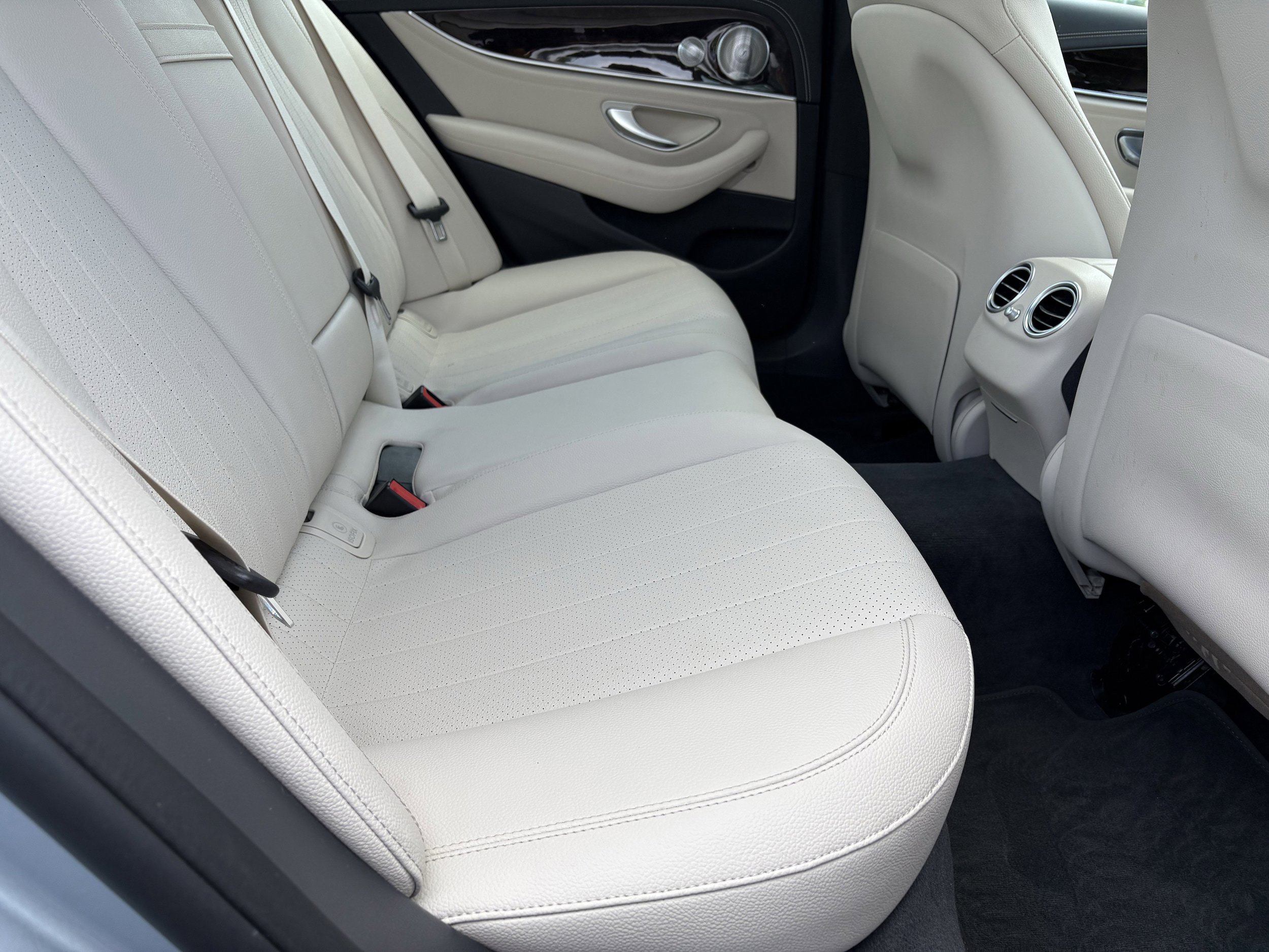 Used 2021 Mercedes-Benz E 350 4MATIC Sedan image 31