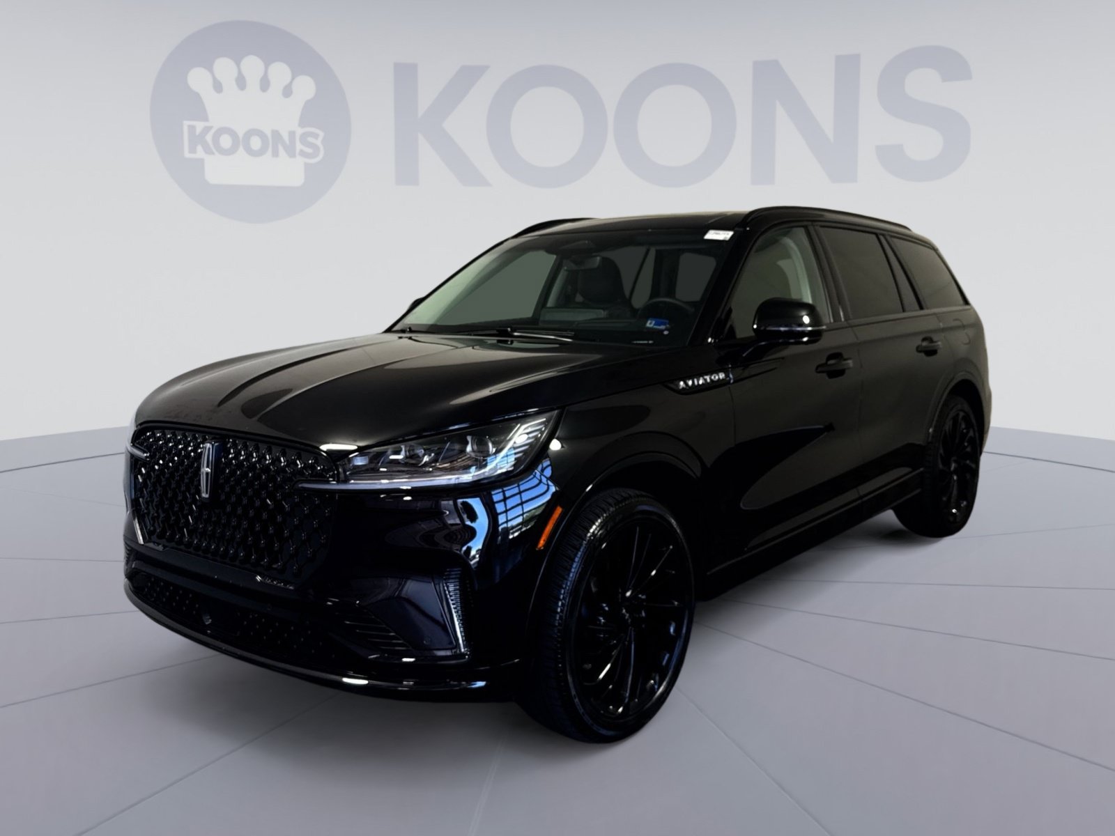 Used 2025 Lincoln Aviator Reserve w/ Equipment Group 201A AWD/4WD image 1