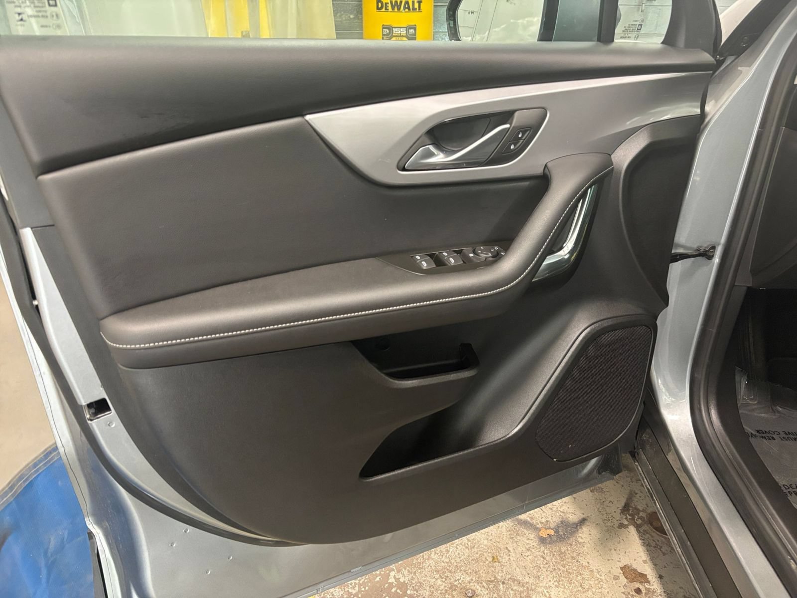 Used 2026 Chevrolet Blazer LT FWD image 18