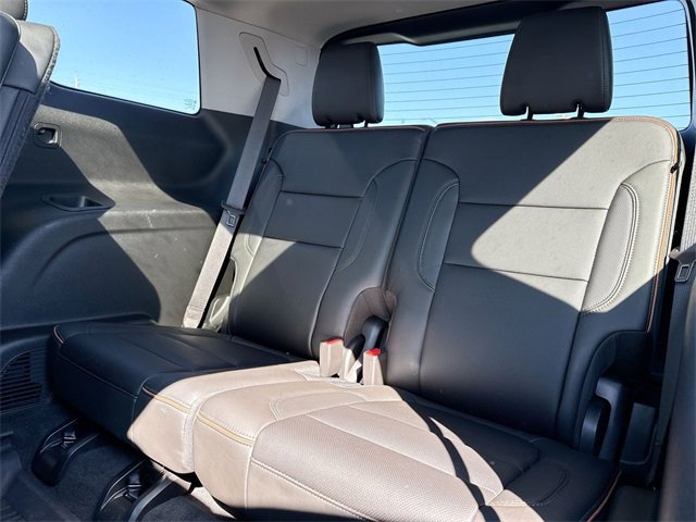 Used 2023 GMC Acadia AT4 w/ Technology Package image 24