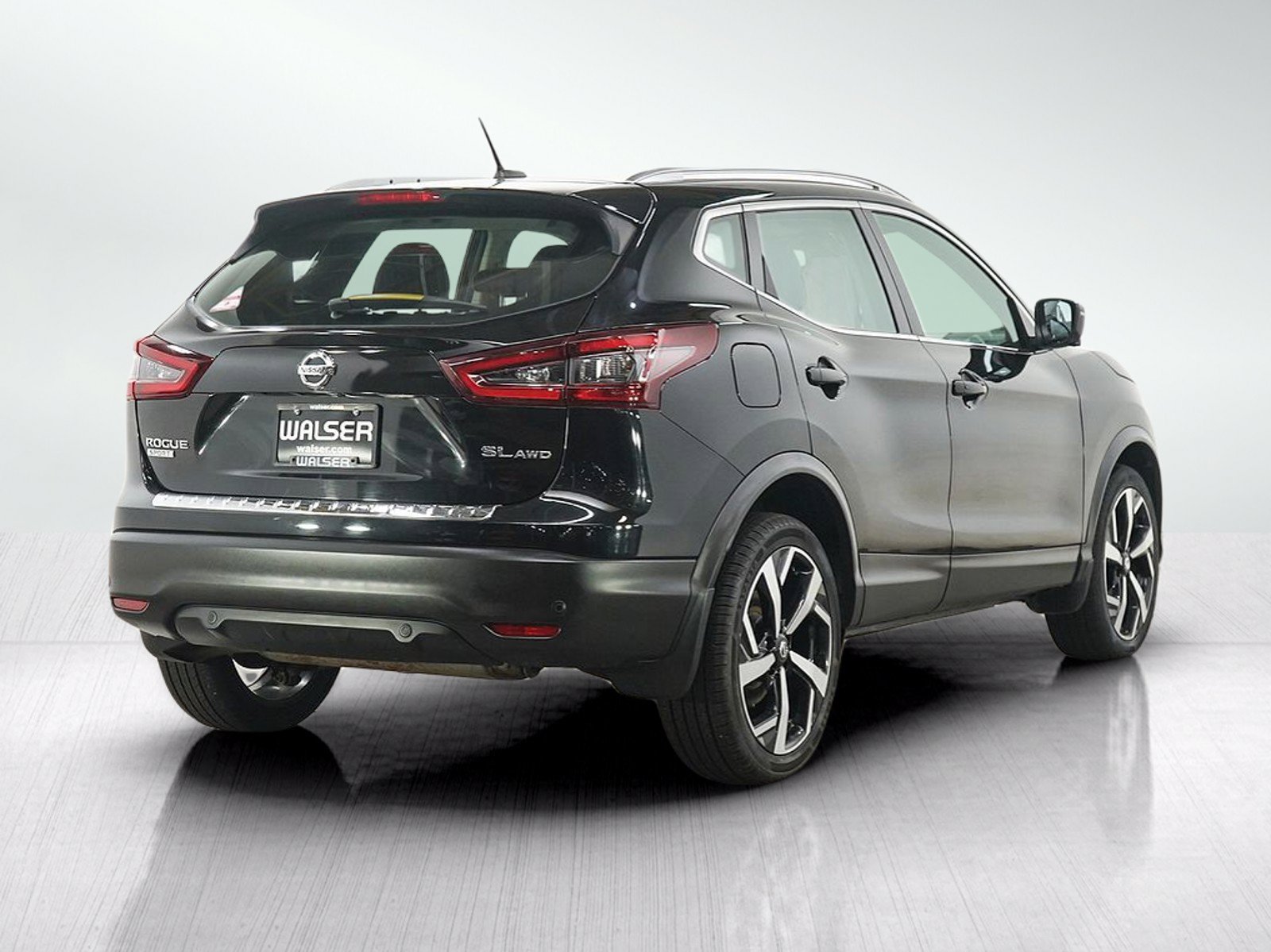 Used 2020 Nissan Rogue Sport SL w/ Premium Package AWD/4WD image 5