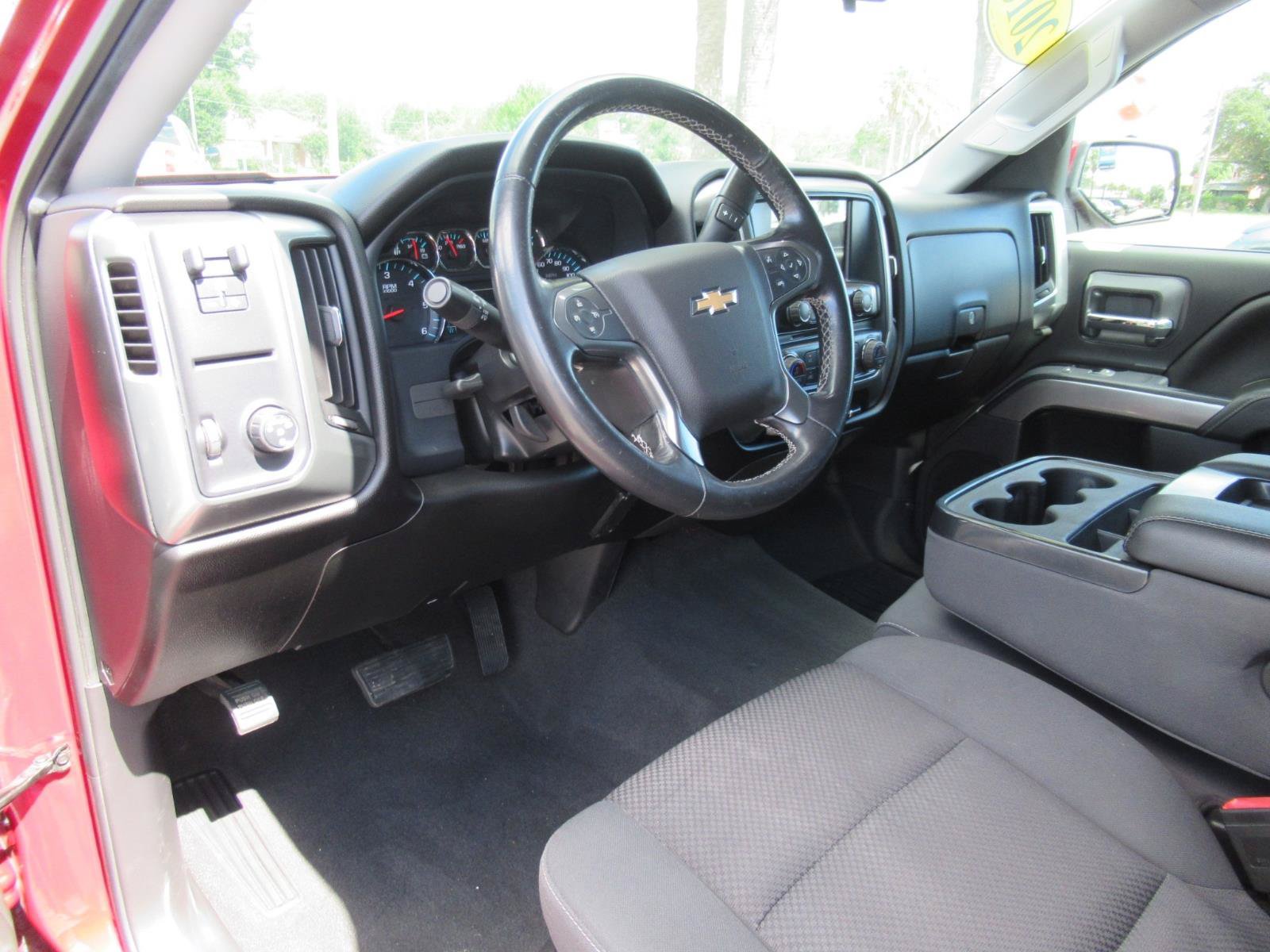 Used 2018 Chevrolet Silverado 1500 LT w/ All Star Edition RWD image 17