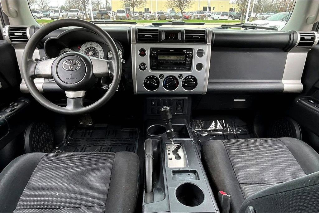 Used 2007 Toyota FJ Cruiser 2WD image 21