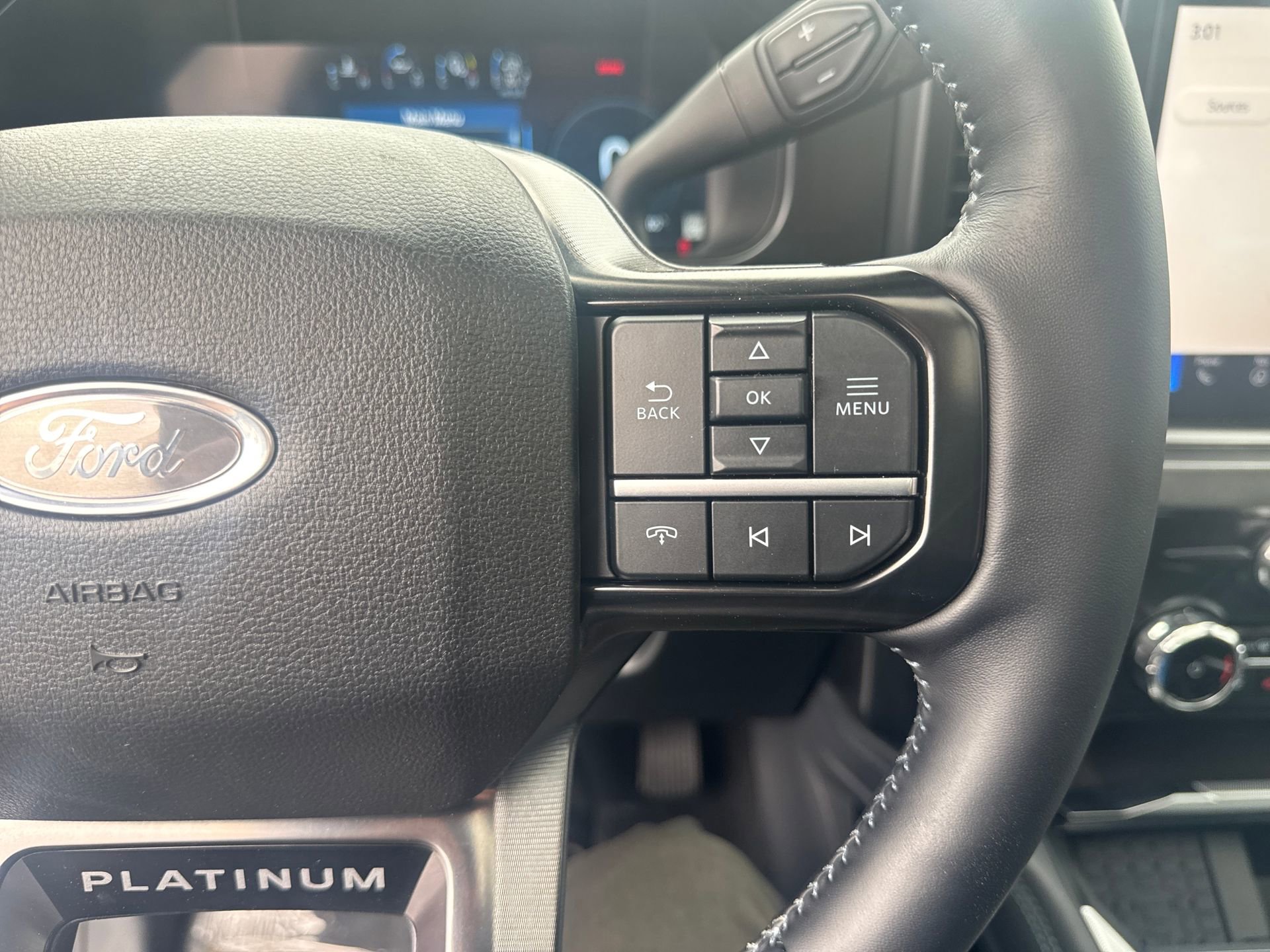 New 2026 Ford F250 Platinum image 38