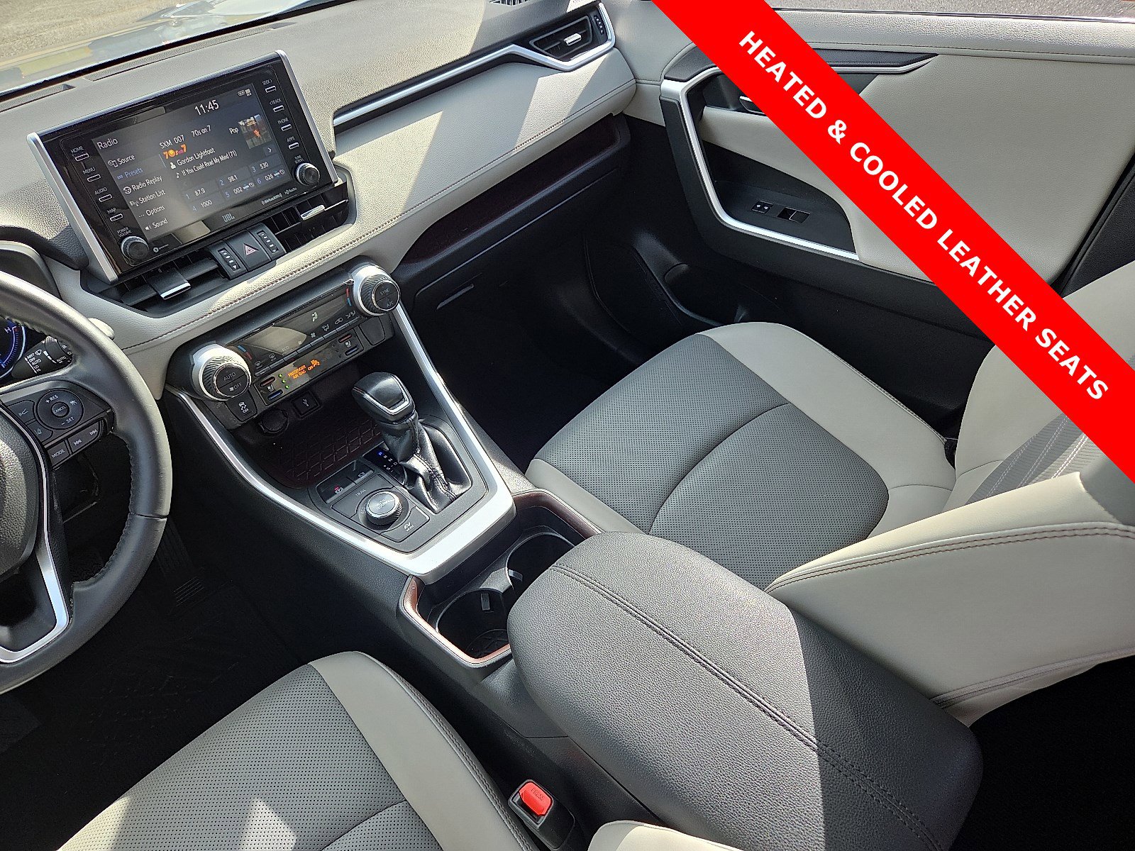 Used 2020 Toyota RAV4 Limited image 12