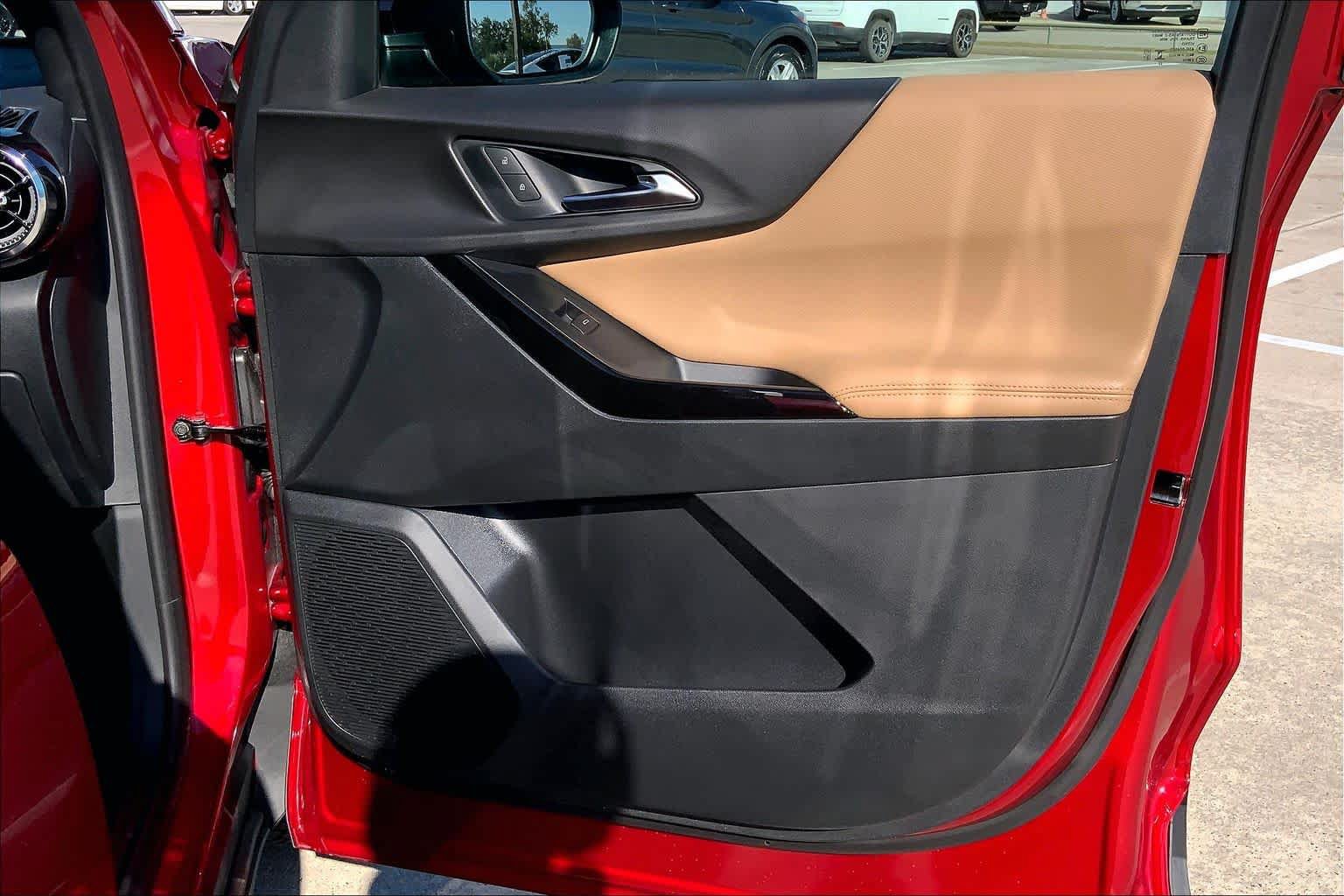 Certified 2026 Chevrolet Equinox ACTIV w/ LPO, Floor Liner Package FWD image 42