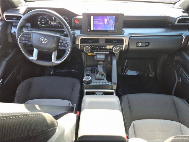 Certified 2025 Toyota 4Runner TRD Off-Road AWD/4WD image 17