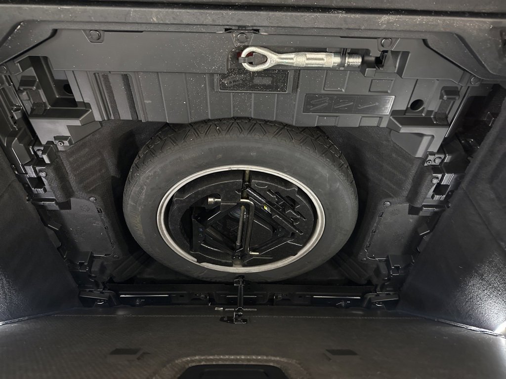 Used 2021 BMW X5 M50i w/ Executive Package image 31