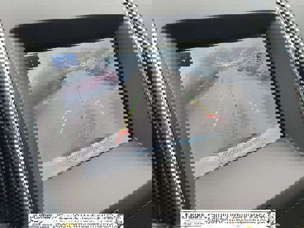 Used 2020 Ford Edge Titanium image 17