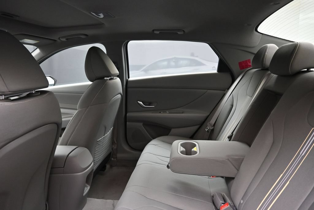 New 2026 Hyundai Elantra SEL Sport Premium FWD image 18